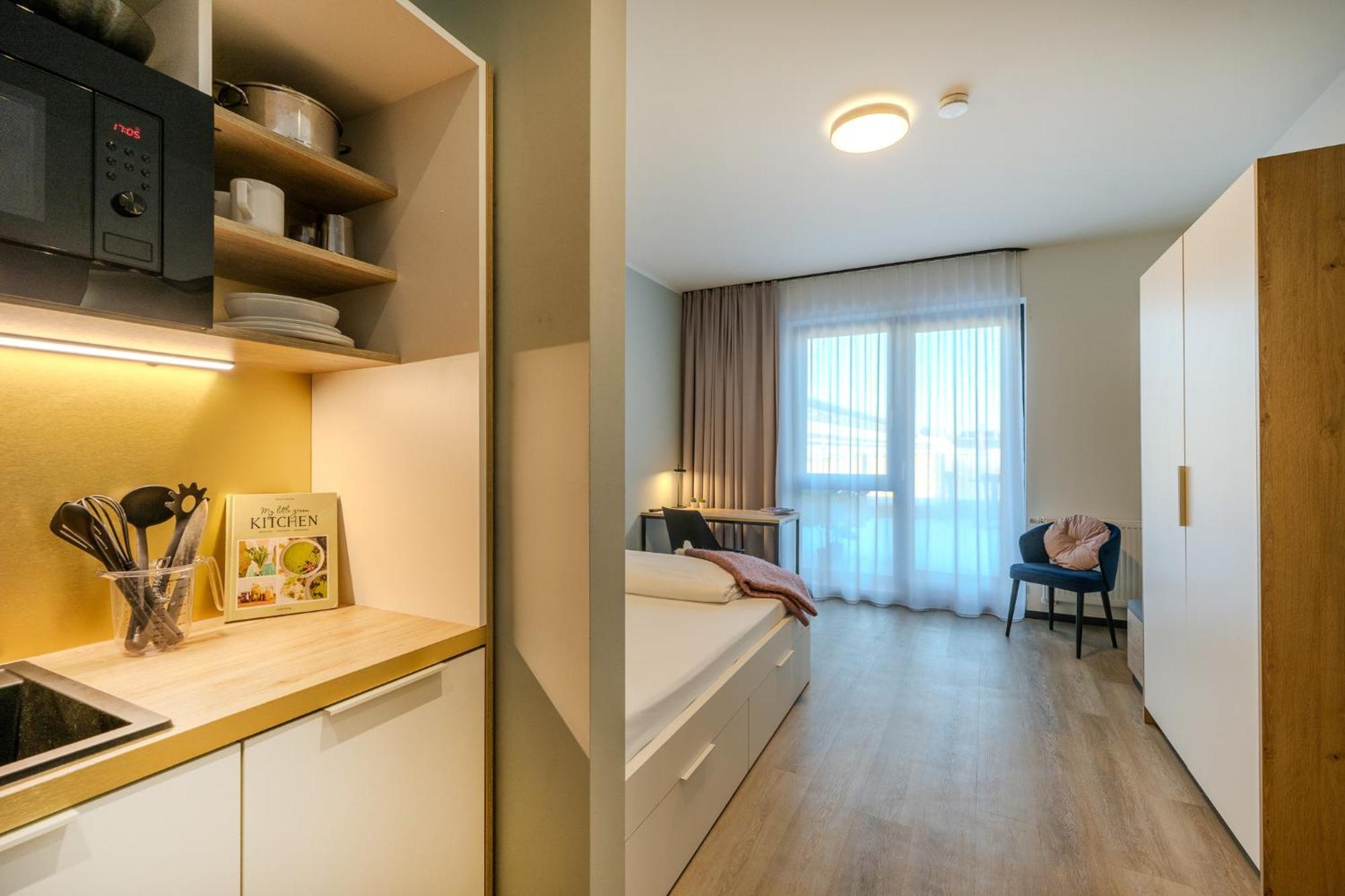 Superior Apartment with Balcony